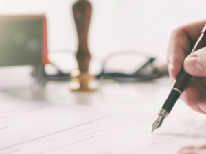 想开家烟酒公司，注册资金在10万左右，请问如何注册，需要什么手续